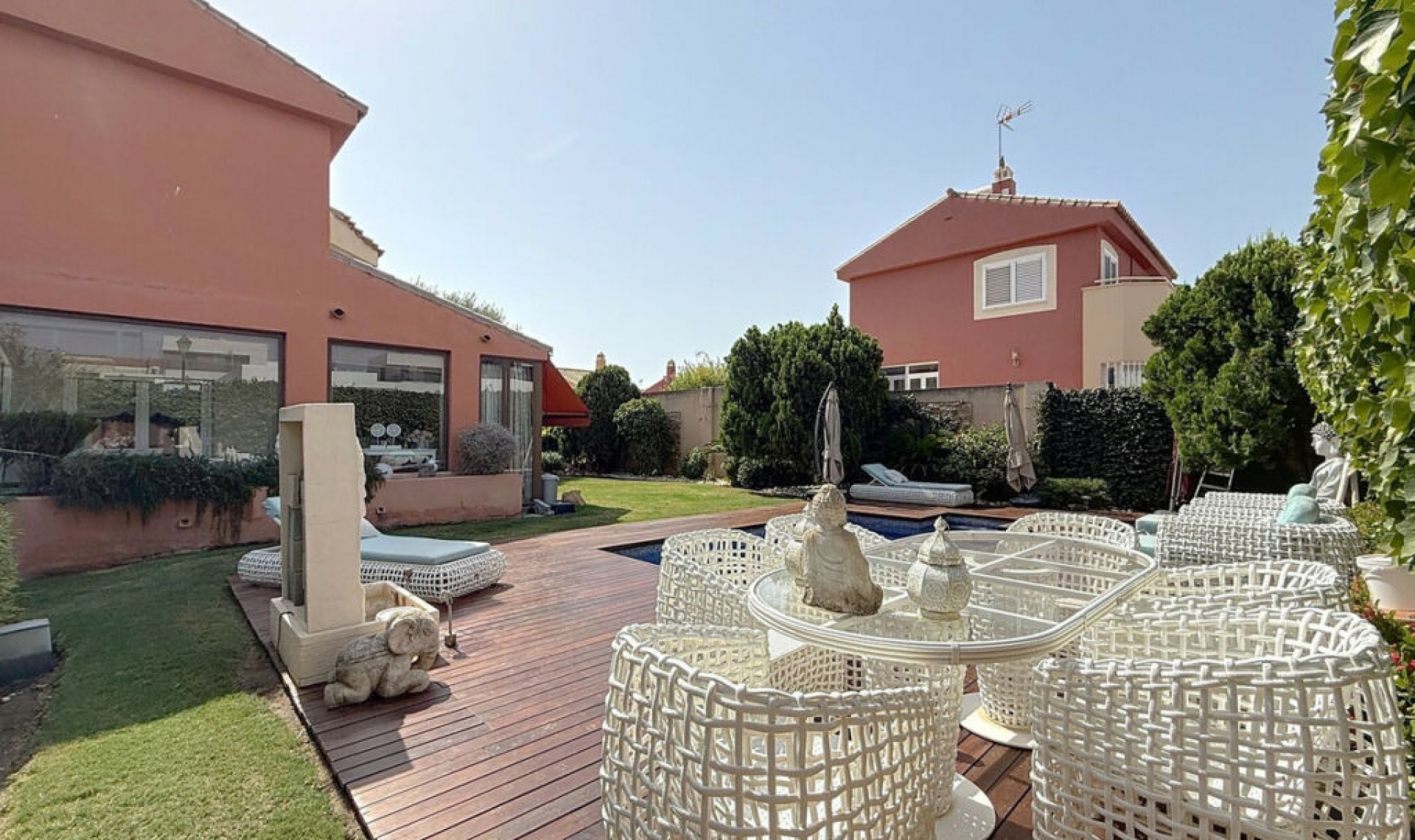 Resale - House -
Torre del Mar