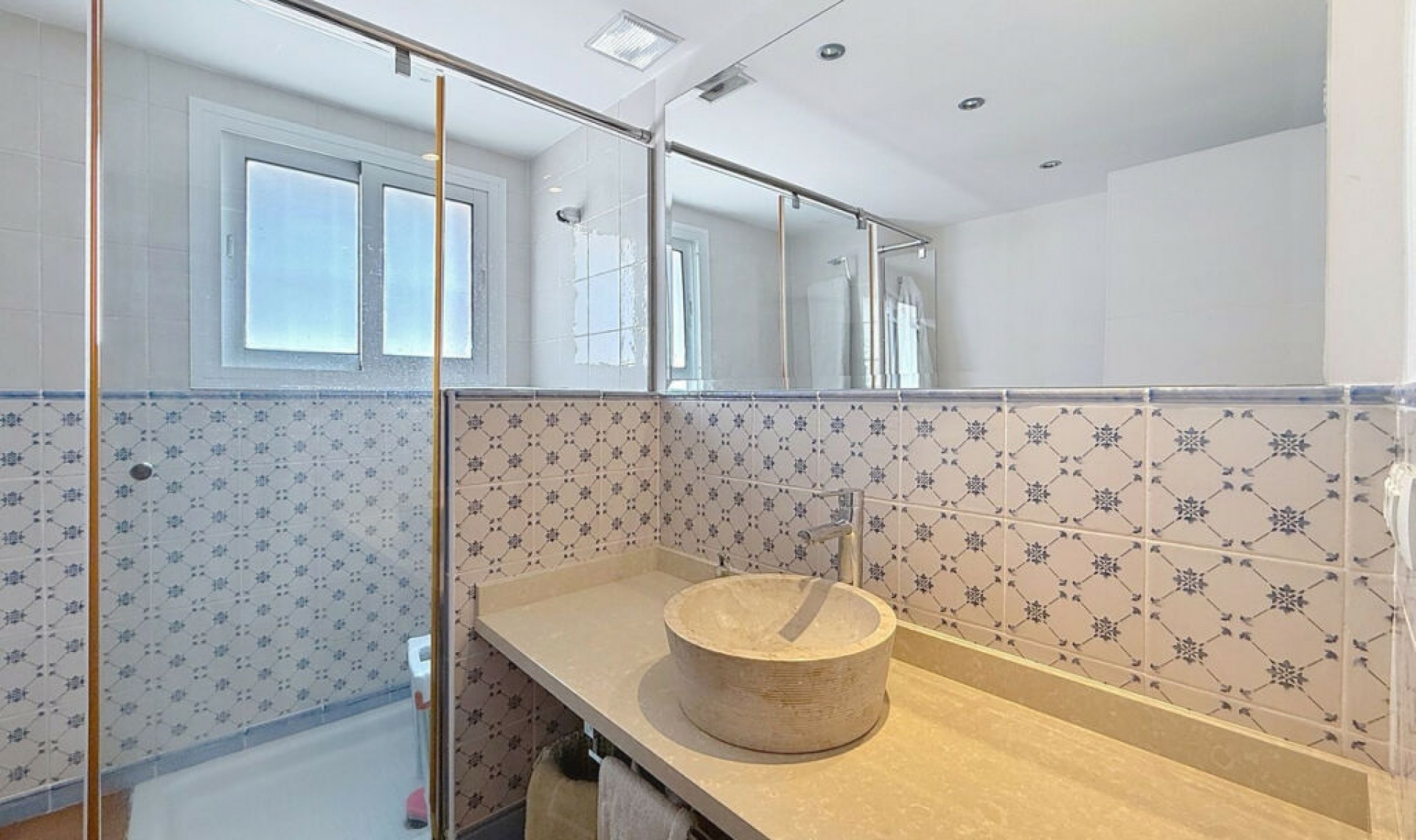 Resale - House -
Torre del Mar