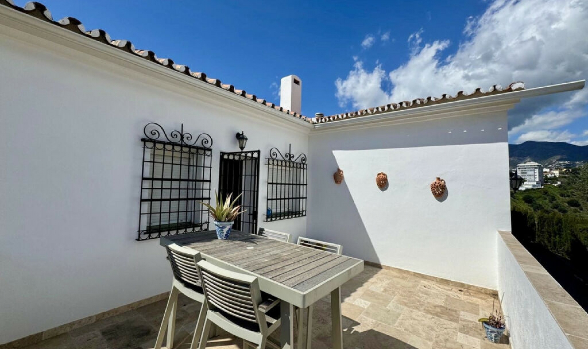 Resale - House -
Torreblanca