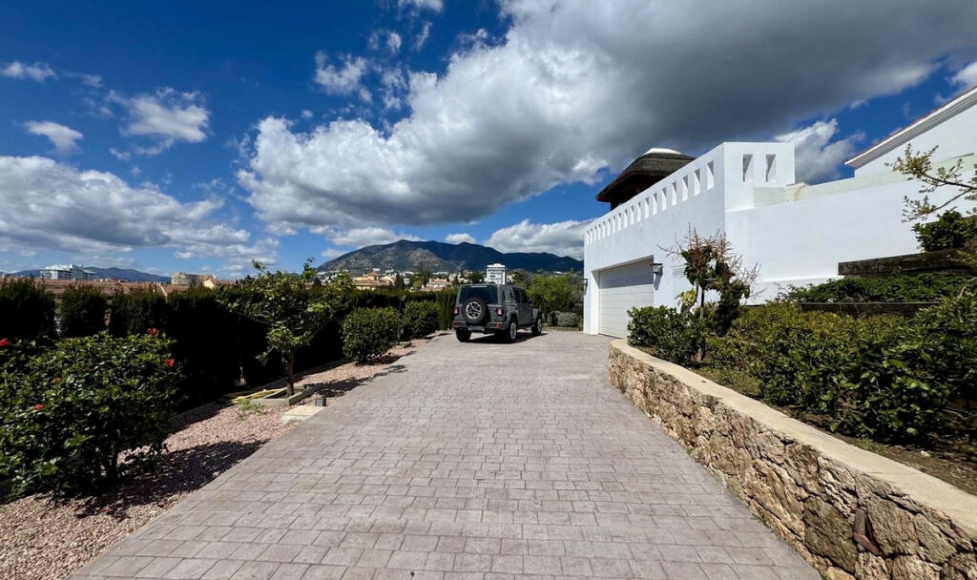 Resale - House -
Torreblanca