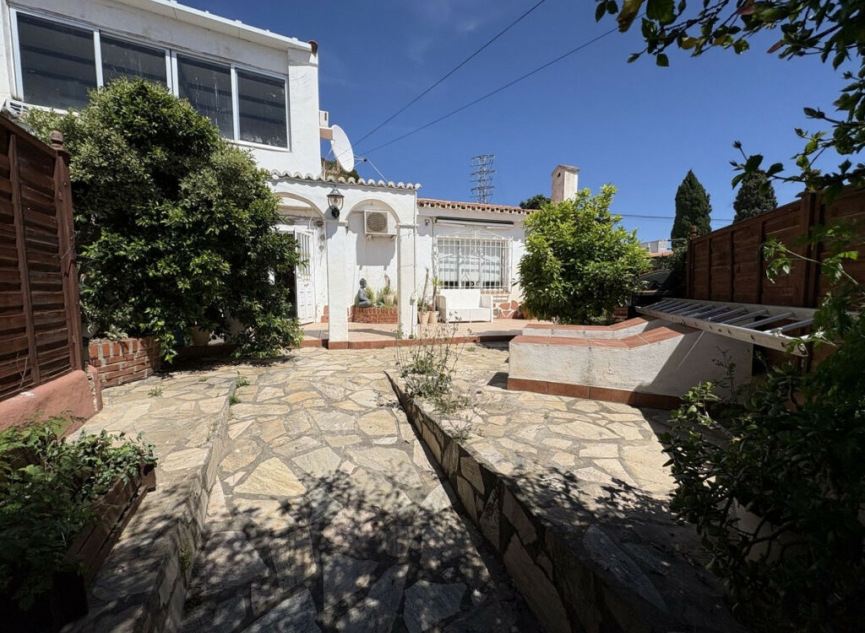 Resale - House -
Torreblanca