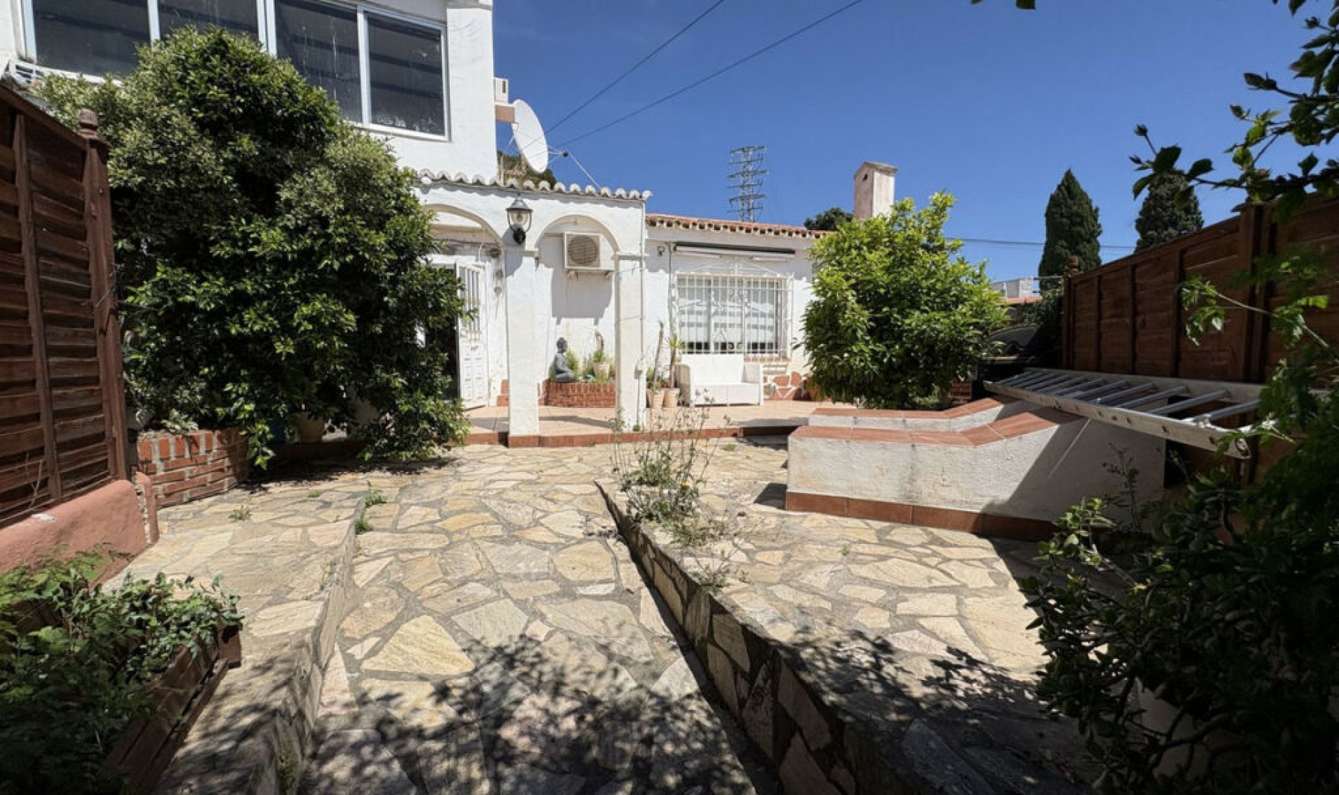 Resale - House -
Torreblanca