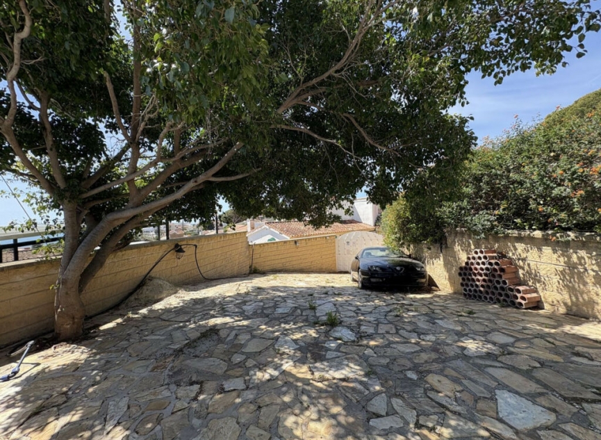 Resale - House -
Torreblanca