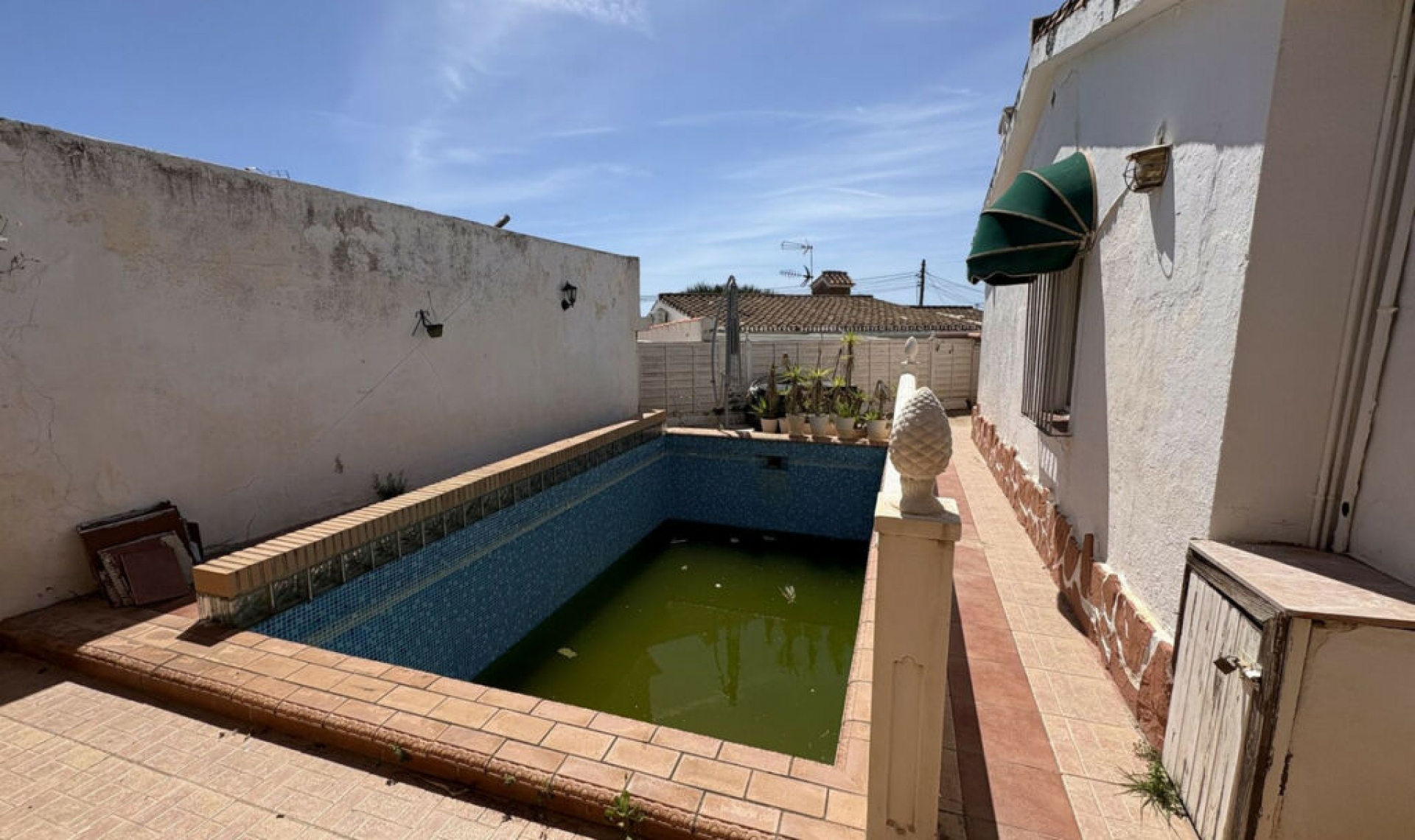 Resale - House -
Torreblanca