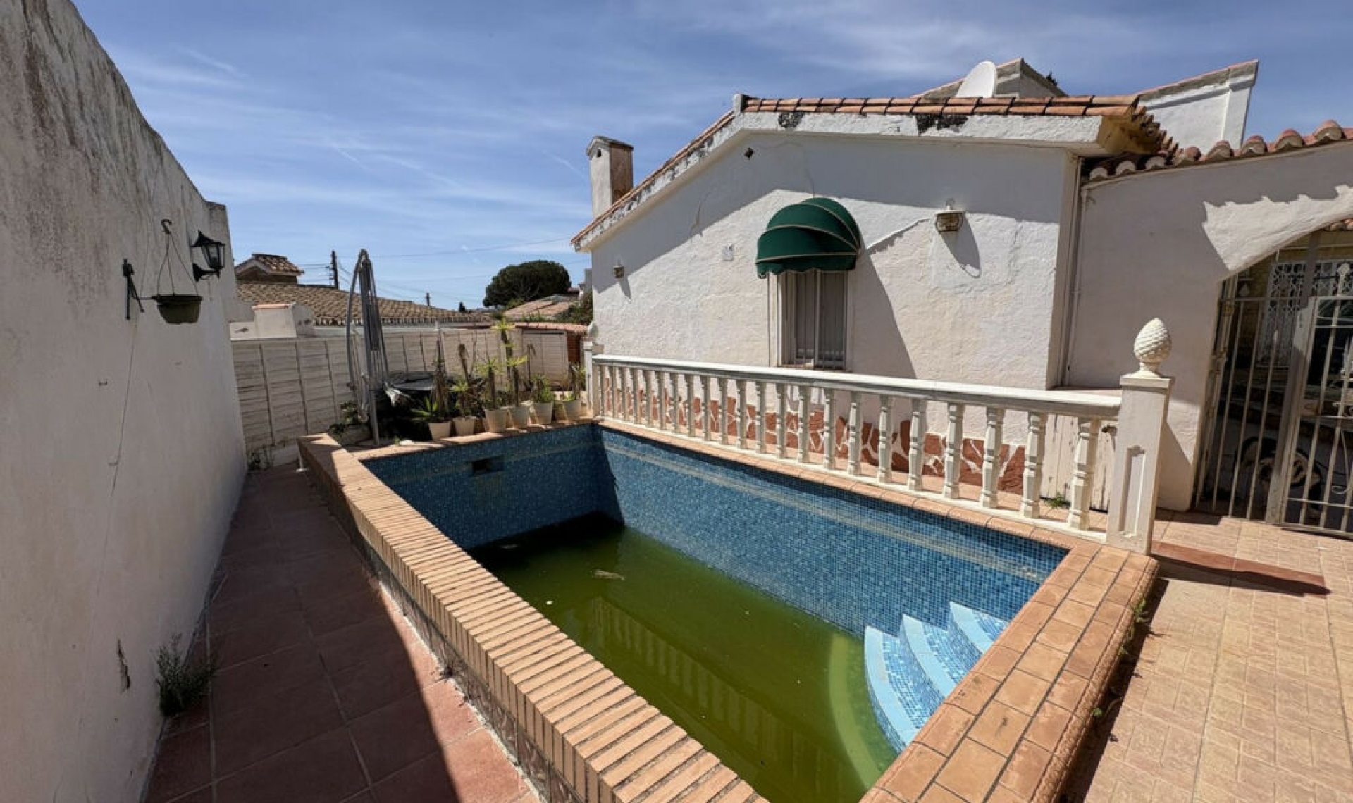 Resale - House -
Torreblanca