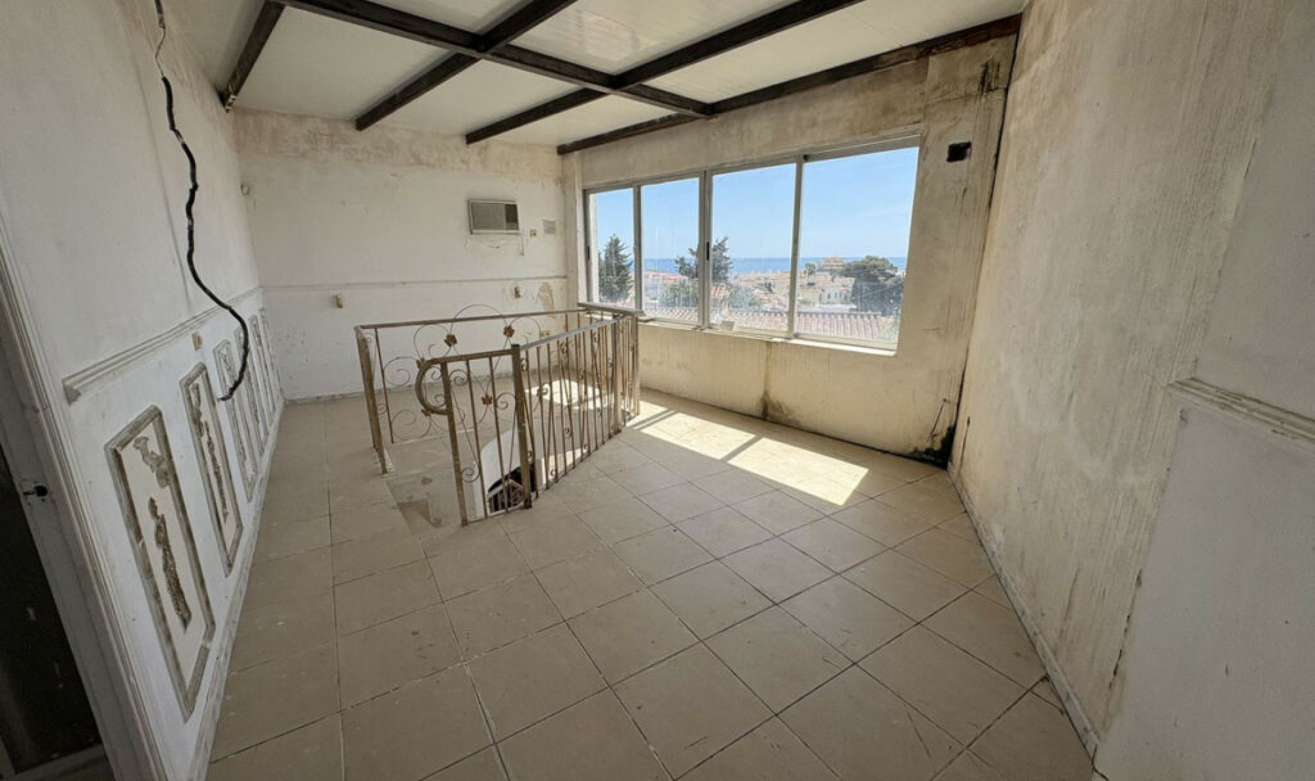 Resale - House -
Torreblanca