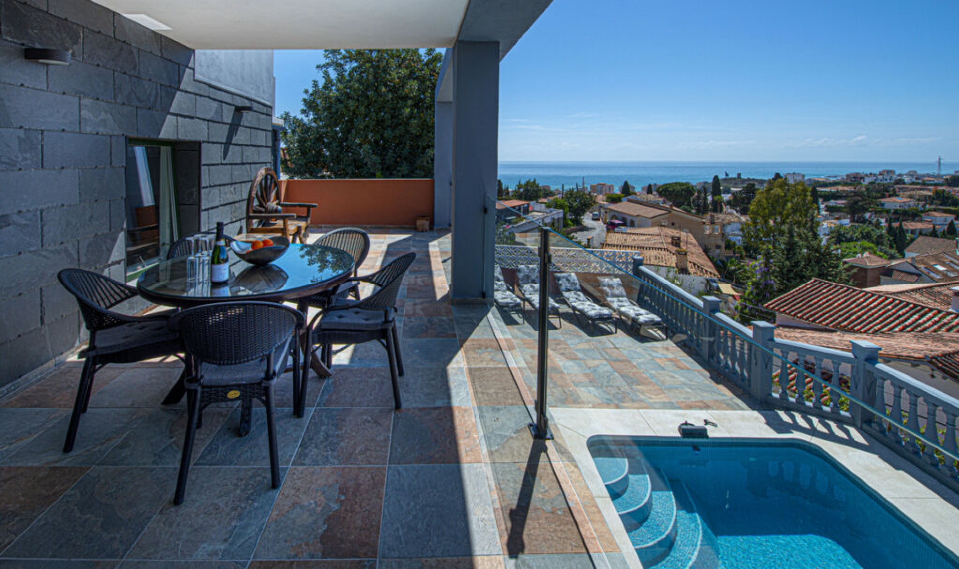 Resale - House -
Torreblanca