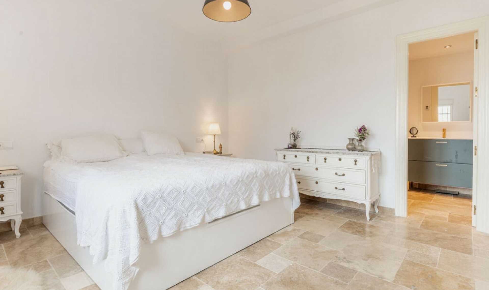 Resale - House -
Torreblanca