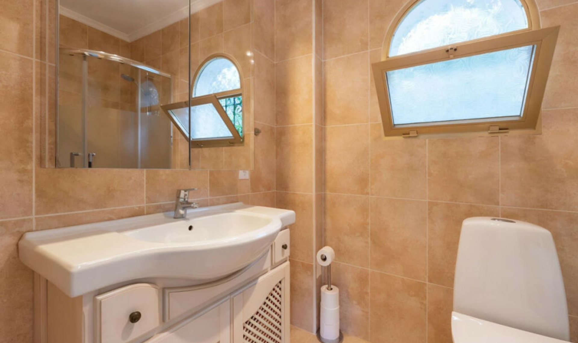 Resale - House -
Torreblanca