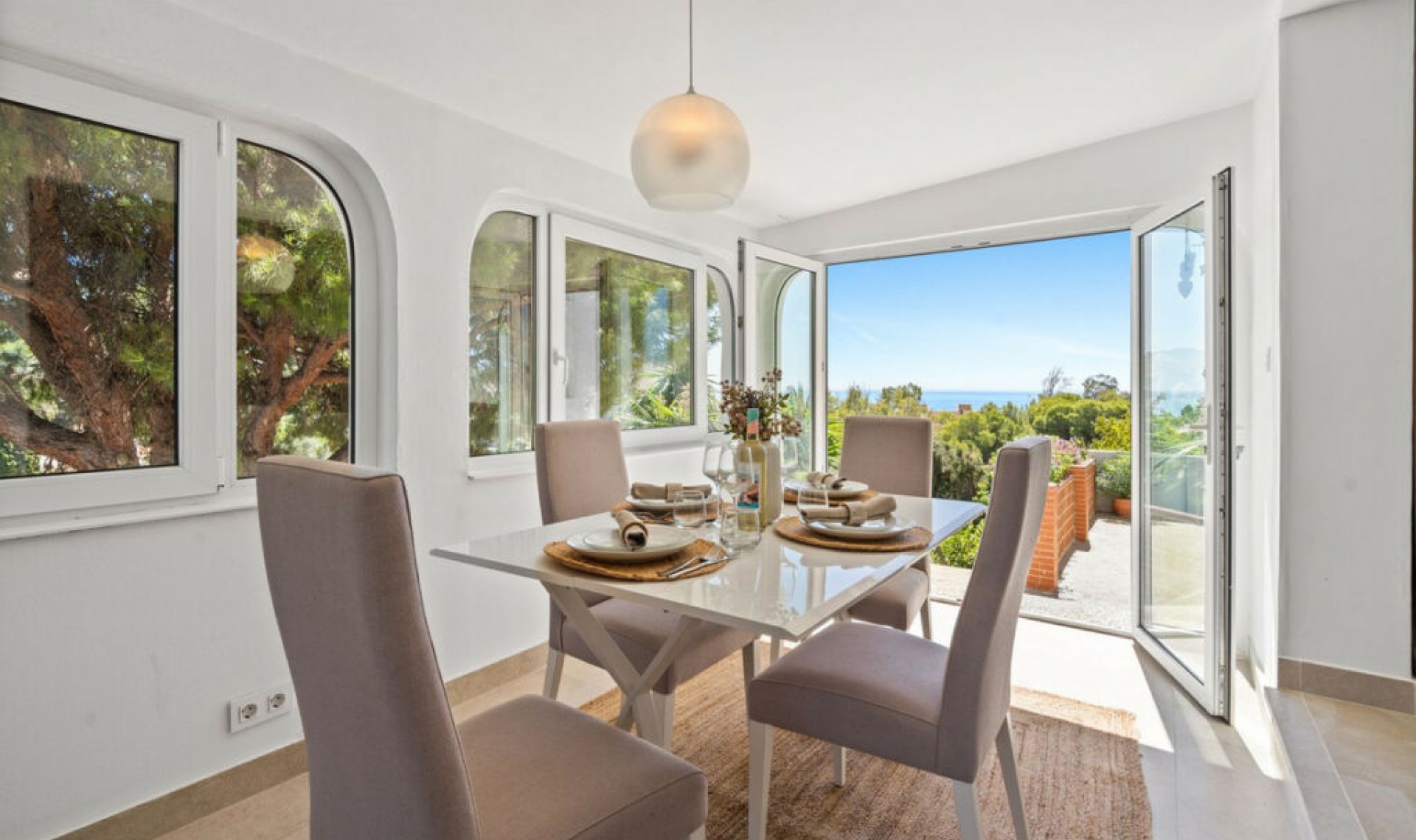 Resale - House -
Torreblanca