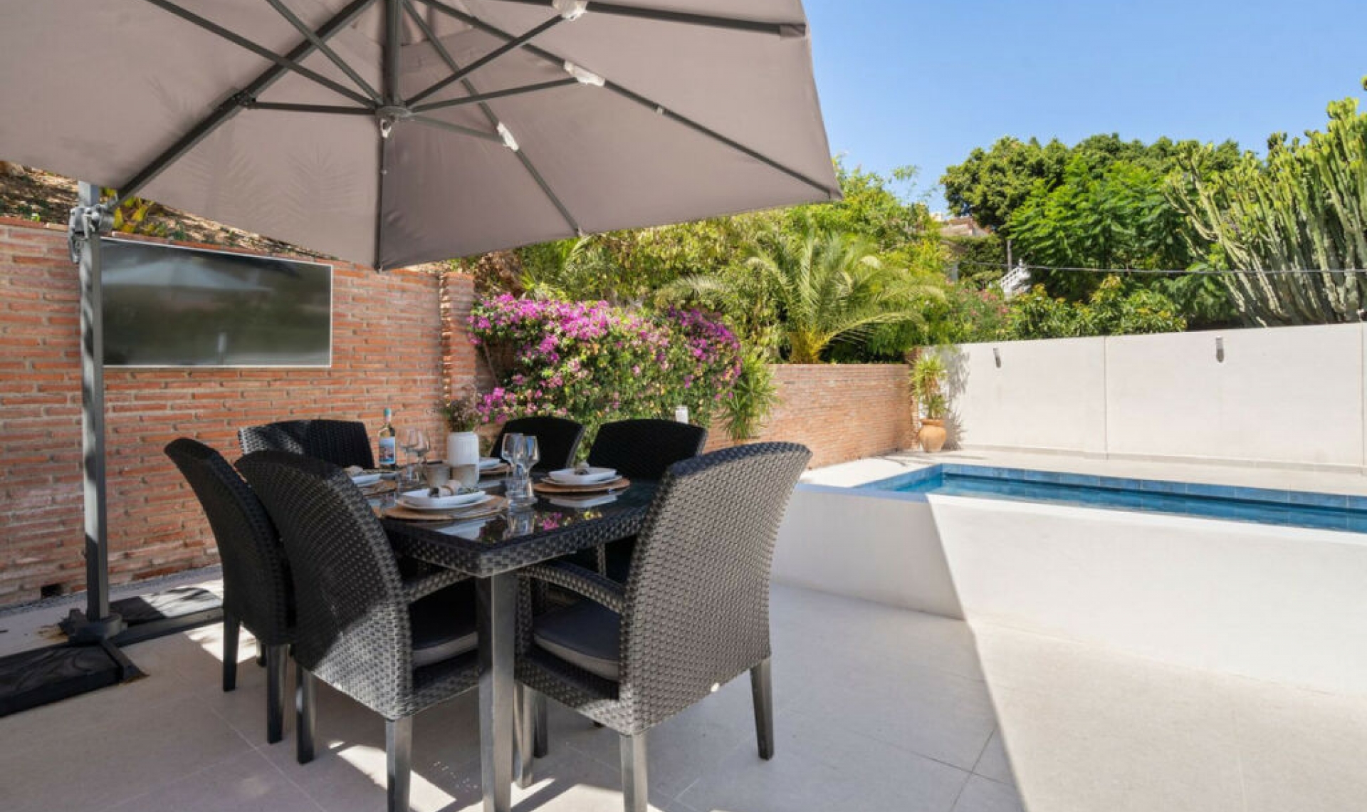 Resale - House -
Torreblanca