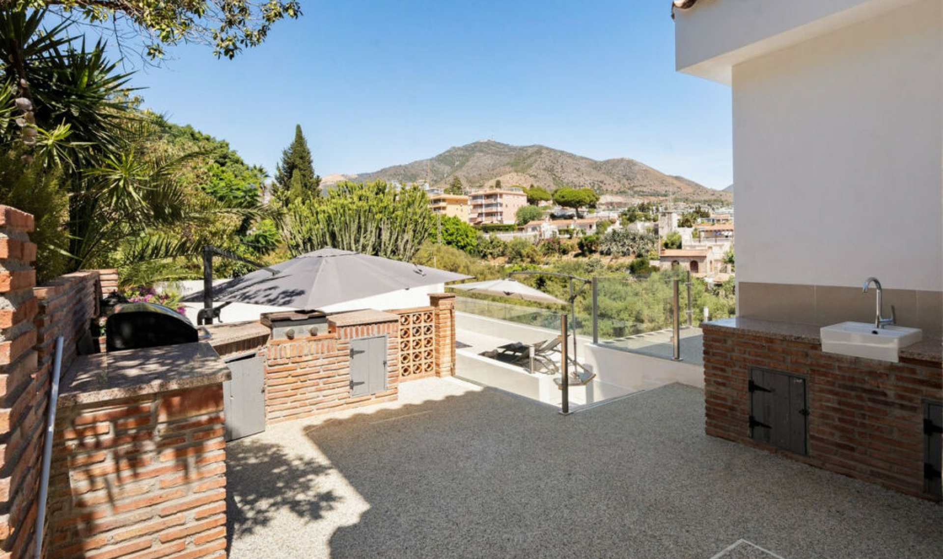 Resale - House -
Torreblanca