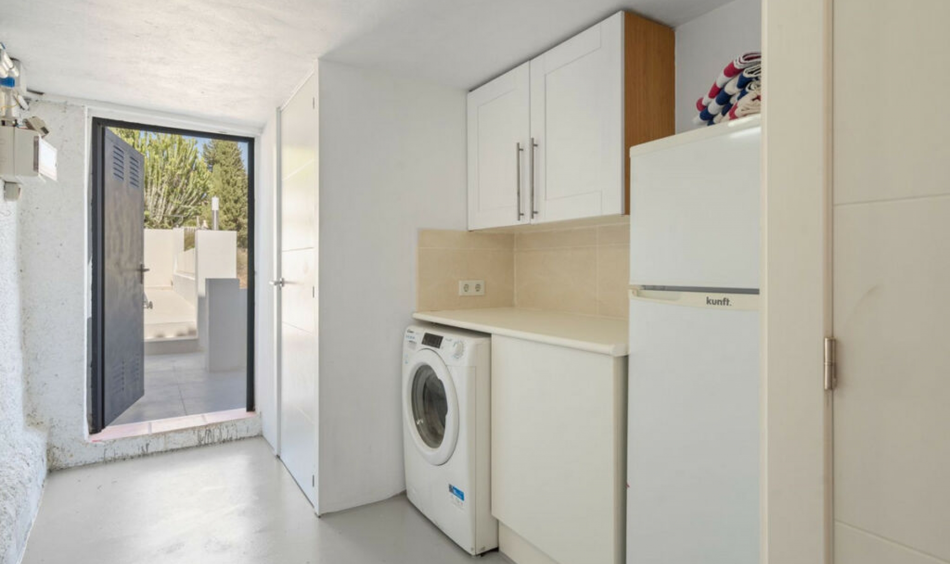 Resale - House -
Torreblanca