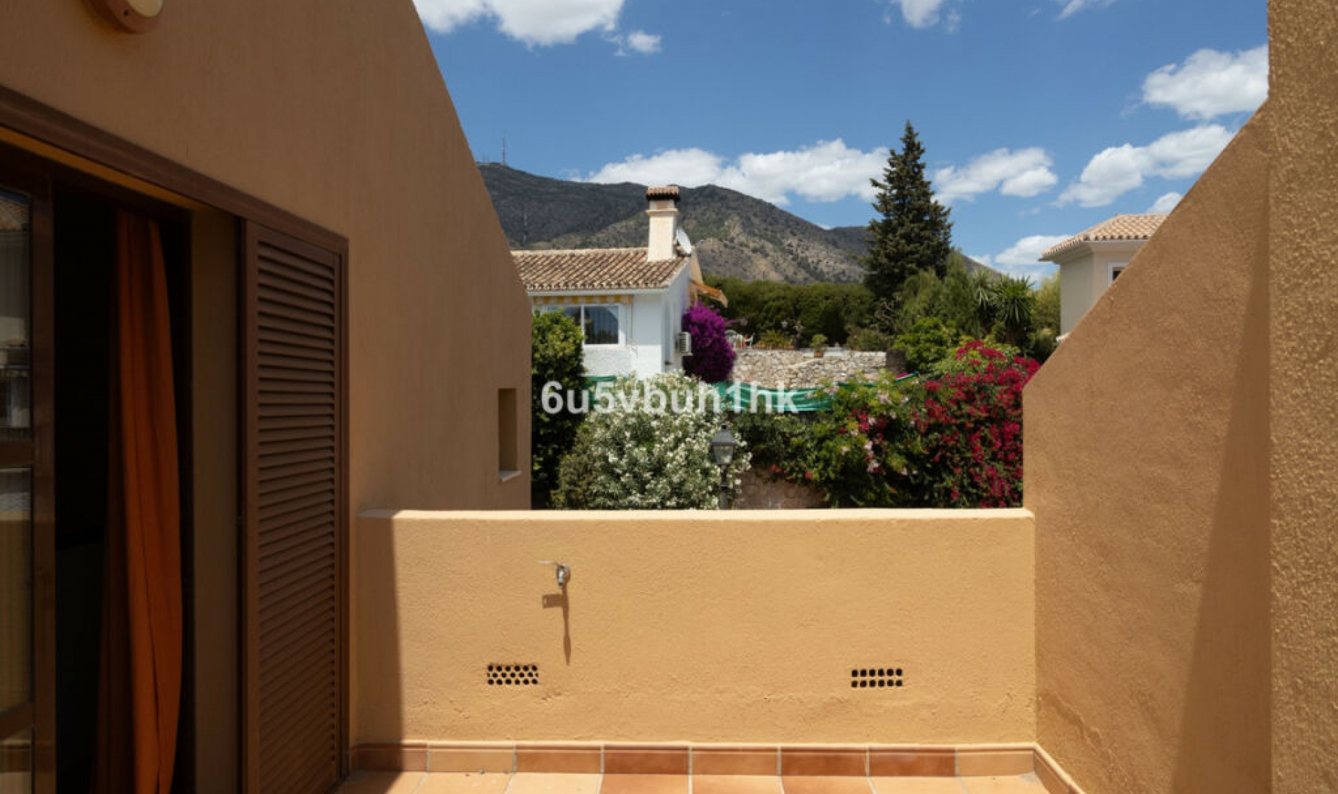 Resale - House -
Torreblanca