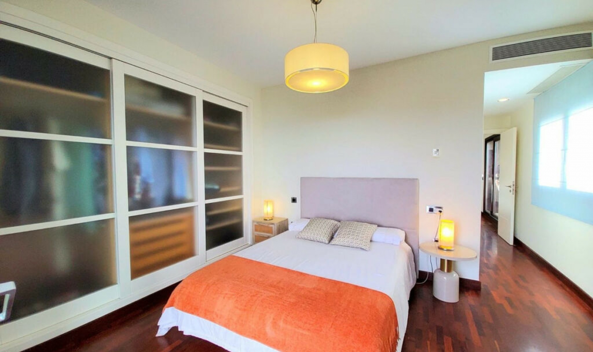 Resale - House -
Torreguadiaro