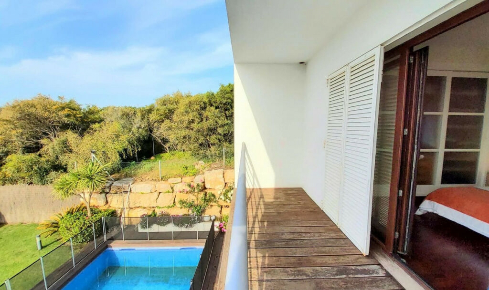 Resale - House -
Torreguadiaro