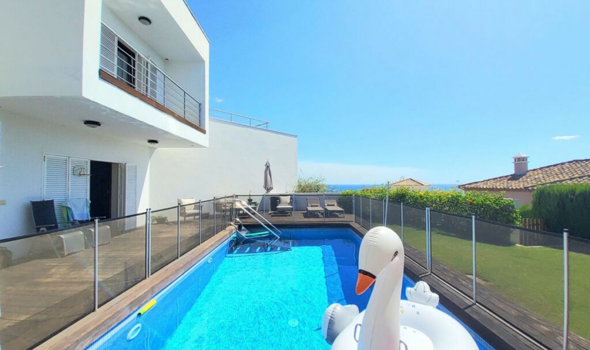 Resale - House -
Torreguadiaro