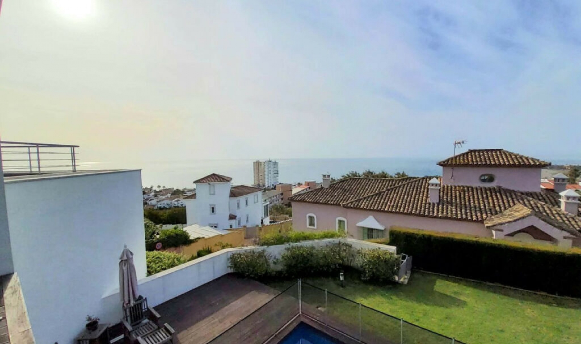 Resale - House -
Torreguadiaro