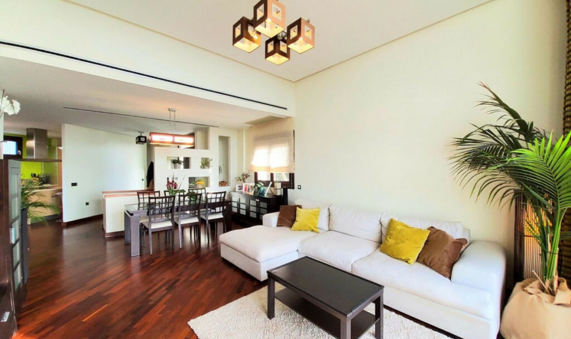 Resale - House -
Torreguadiaro