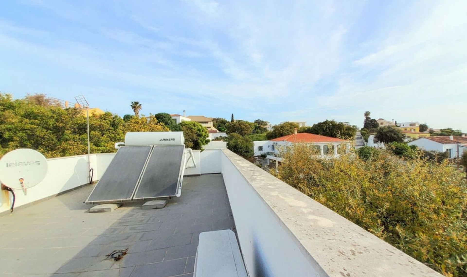 Resale - House -
Torreguadiaro