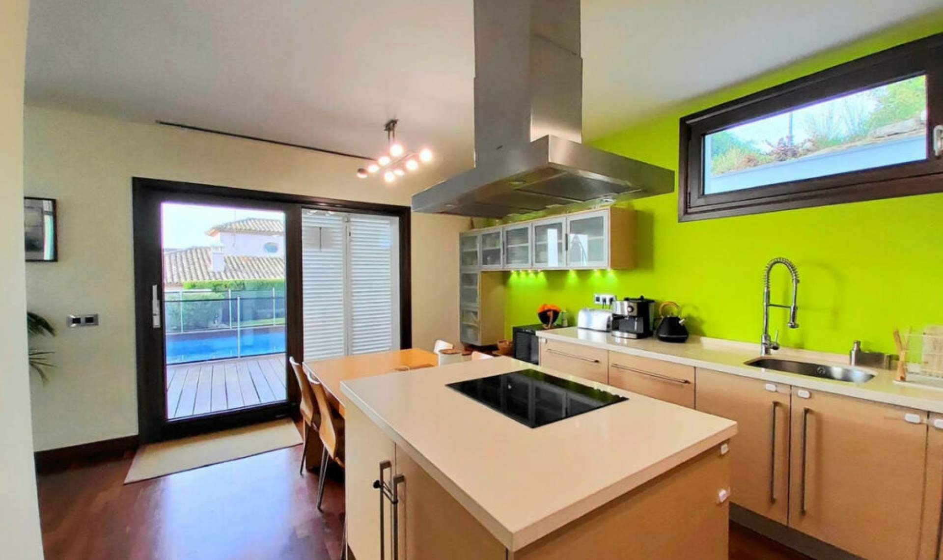 Resale - House -
Torreguadiaro