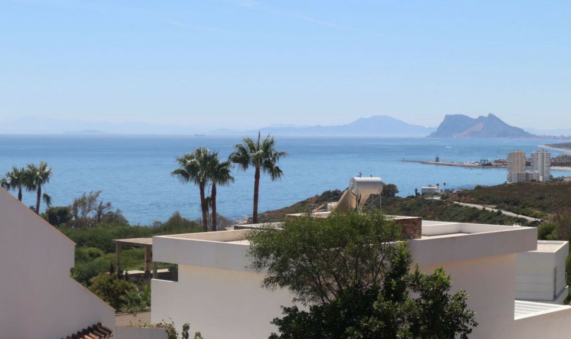 Resale - House -
Torreguadiaro