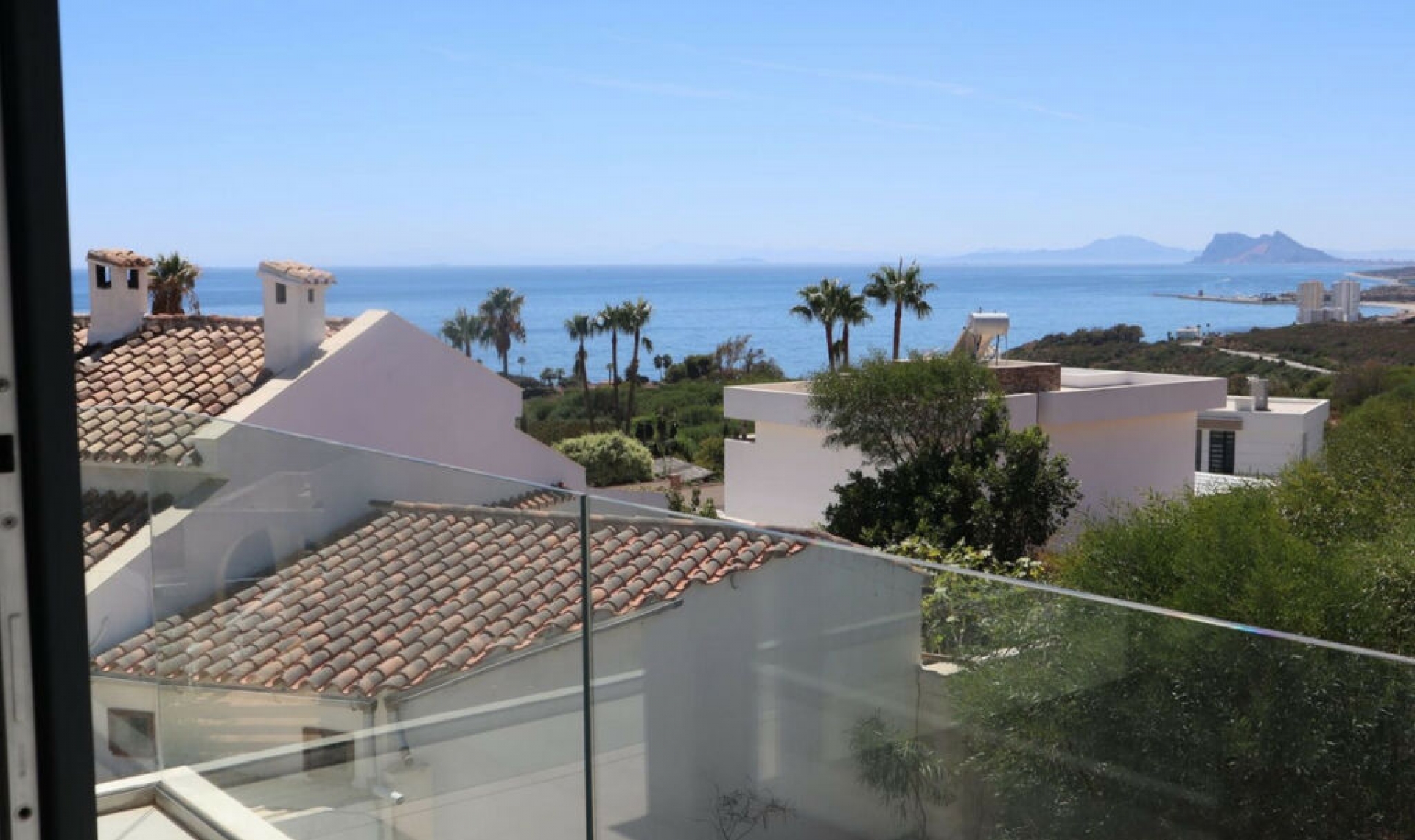 Resale - House -
Torreguadiaro