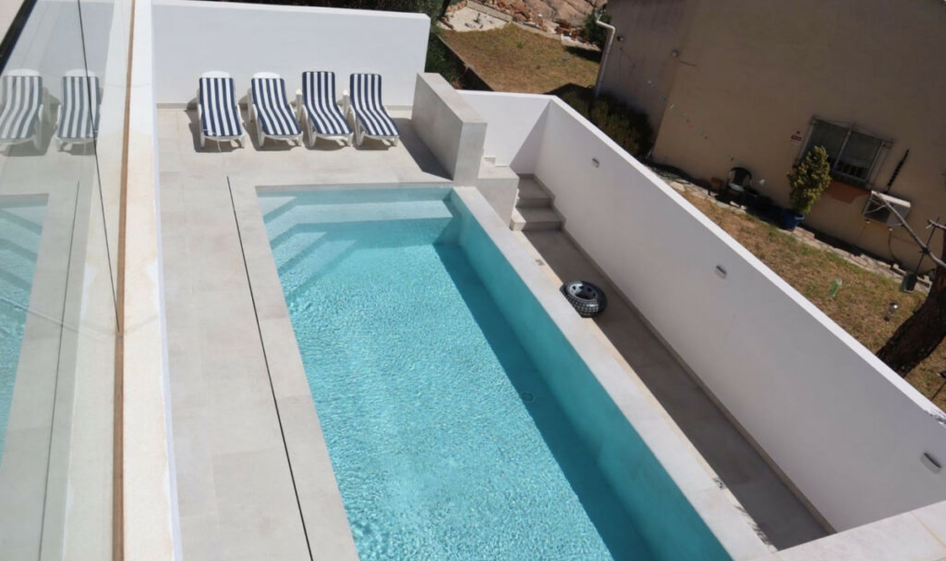 Resale - House -
Torreguadiaro