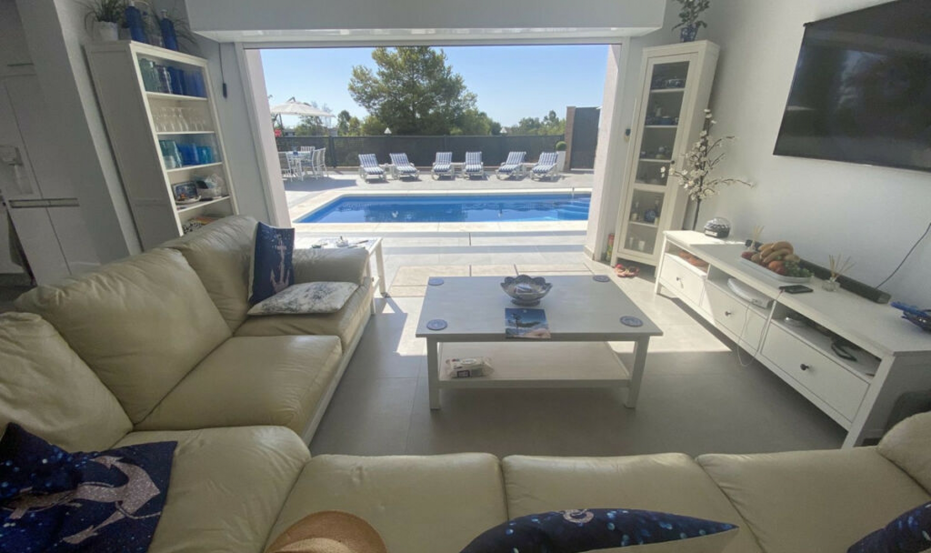 Resale - House -
Torremolinos