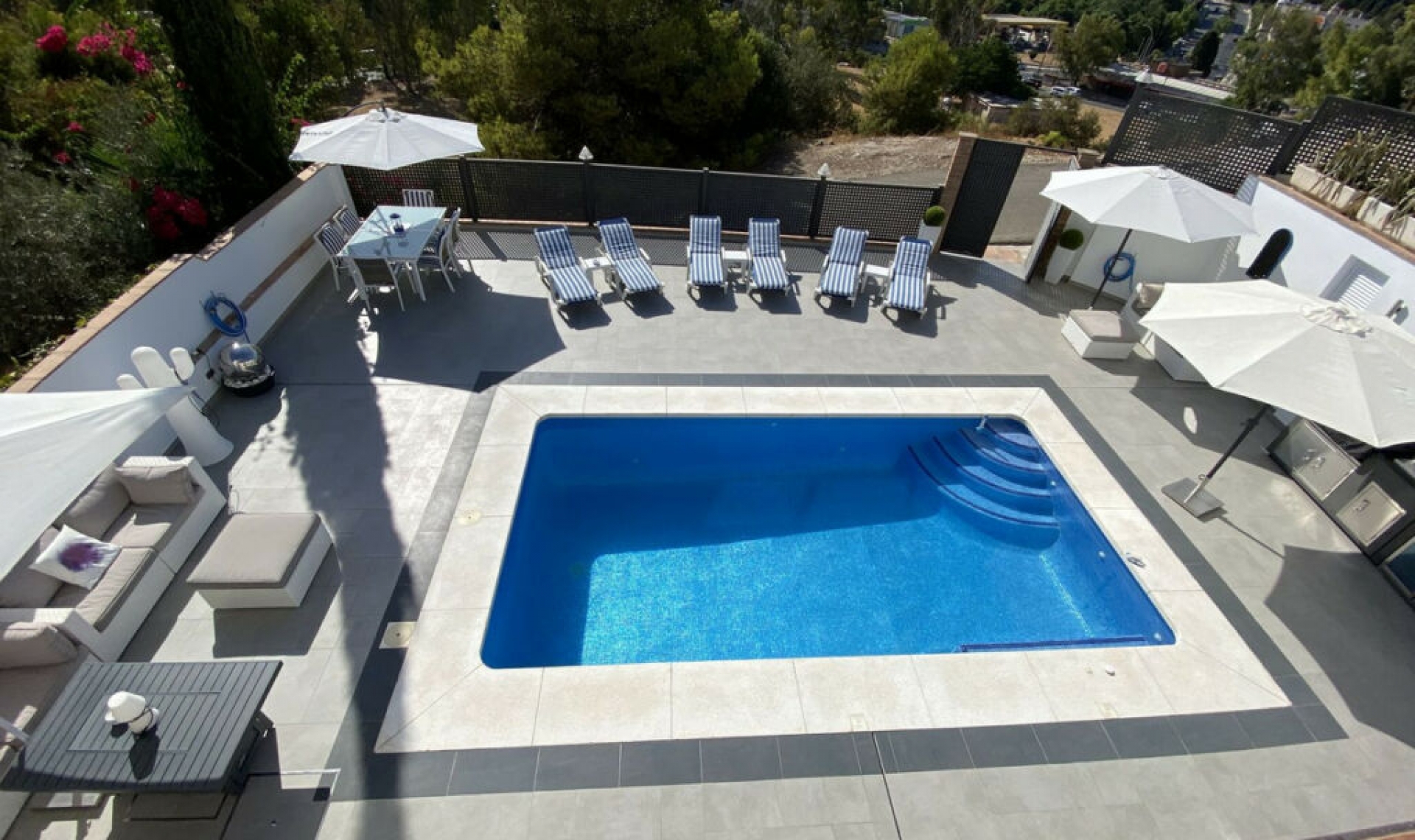 Resale - House -
Torremolinos