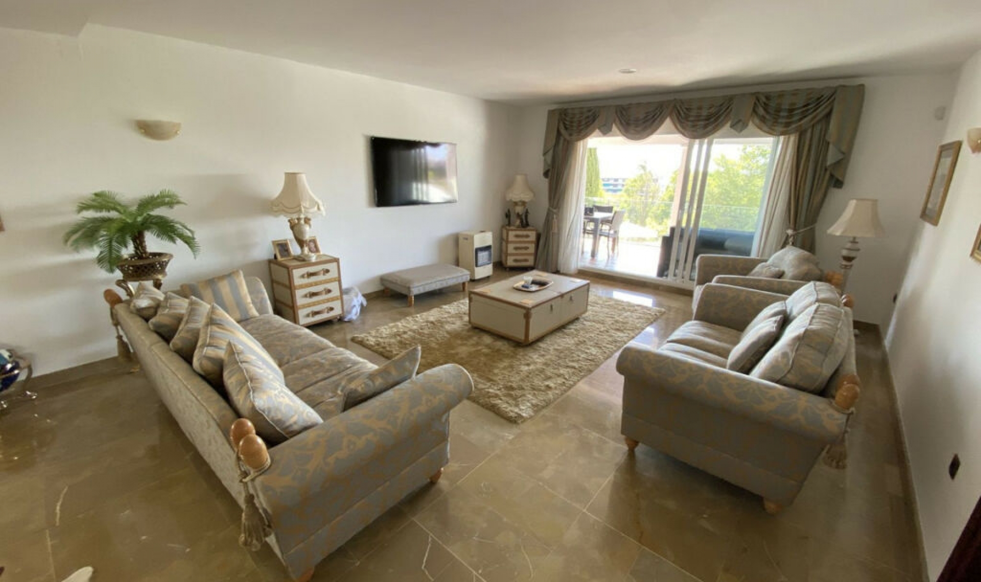 Resale - House -
Torremolinos