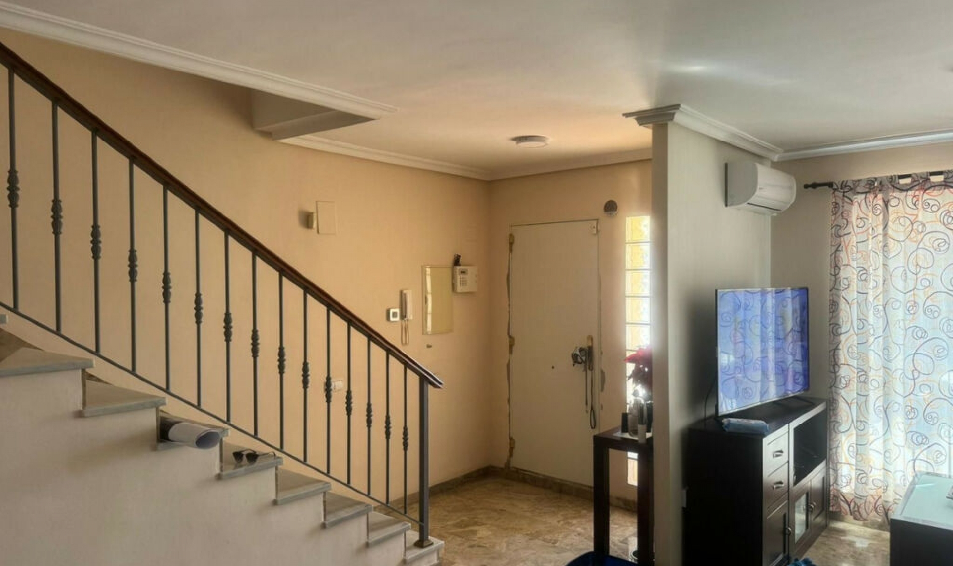 Resale - House -
Torremolinos