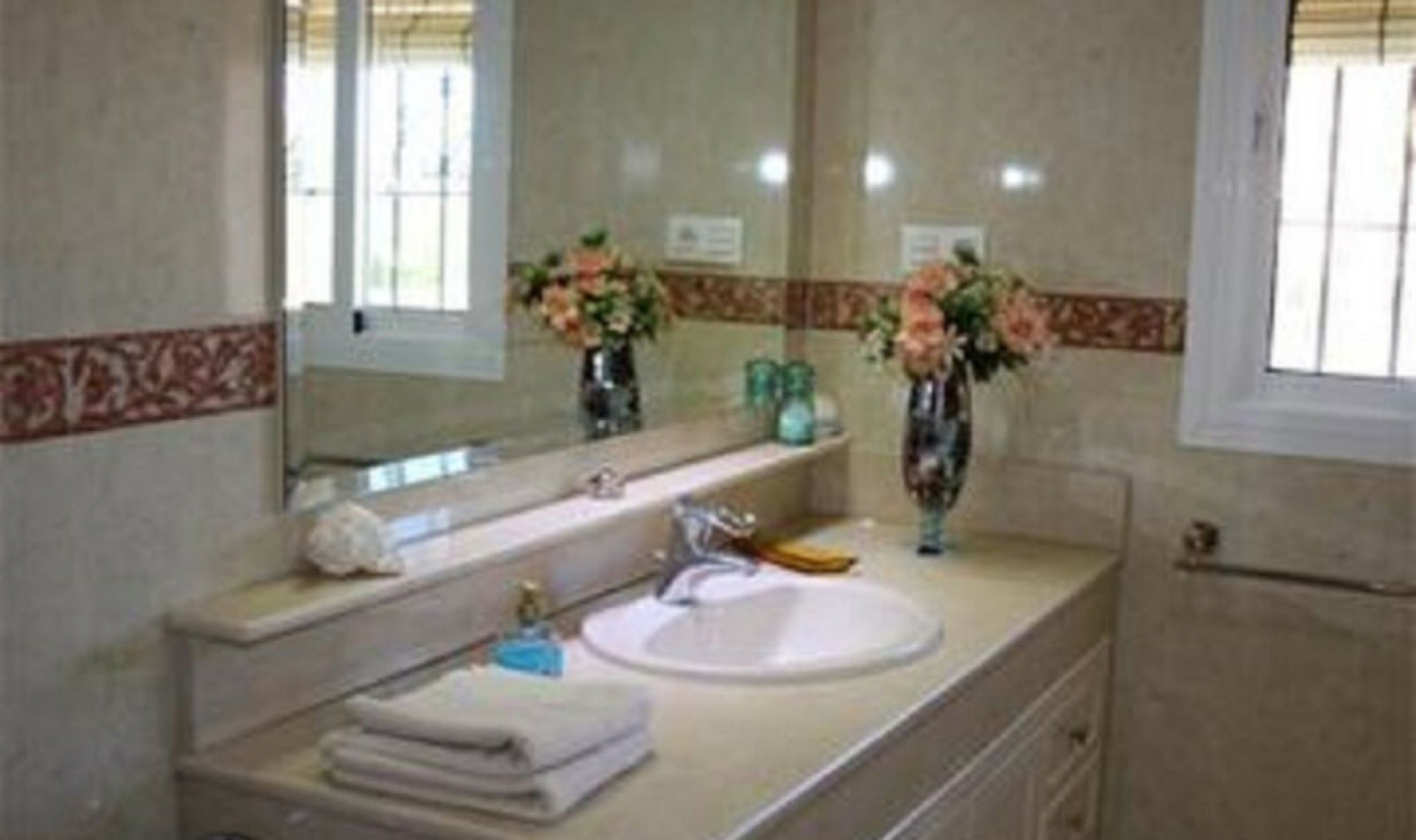 Resale - House -
Torremolinos
