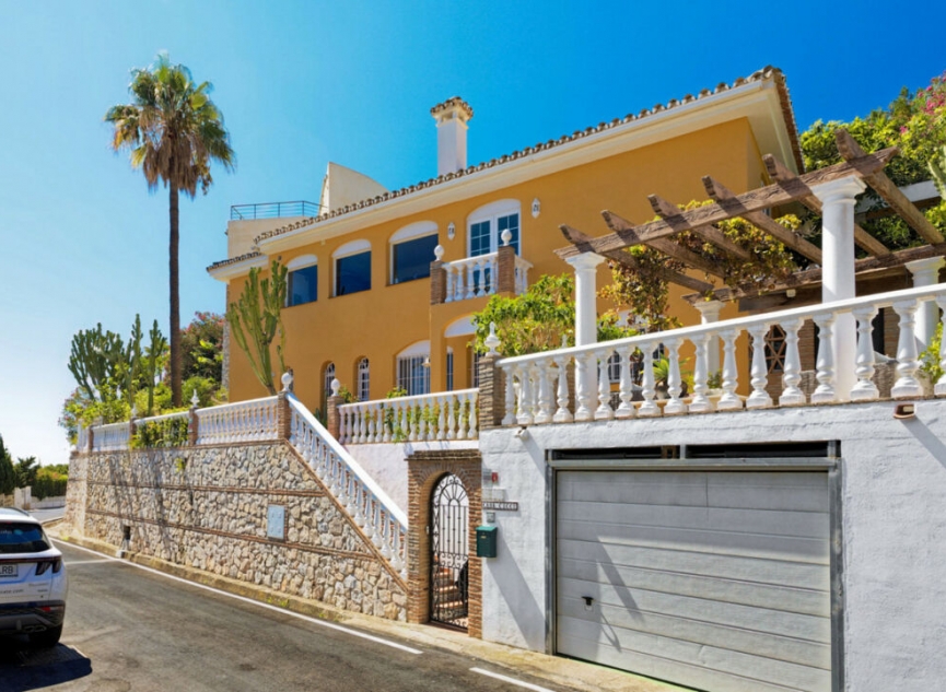 Resale - House -
Torremuelle