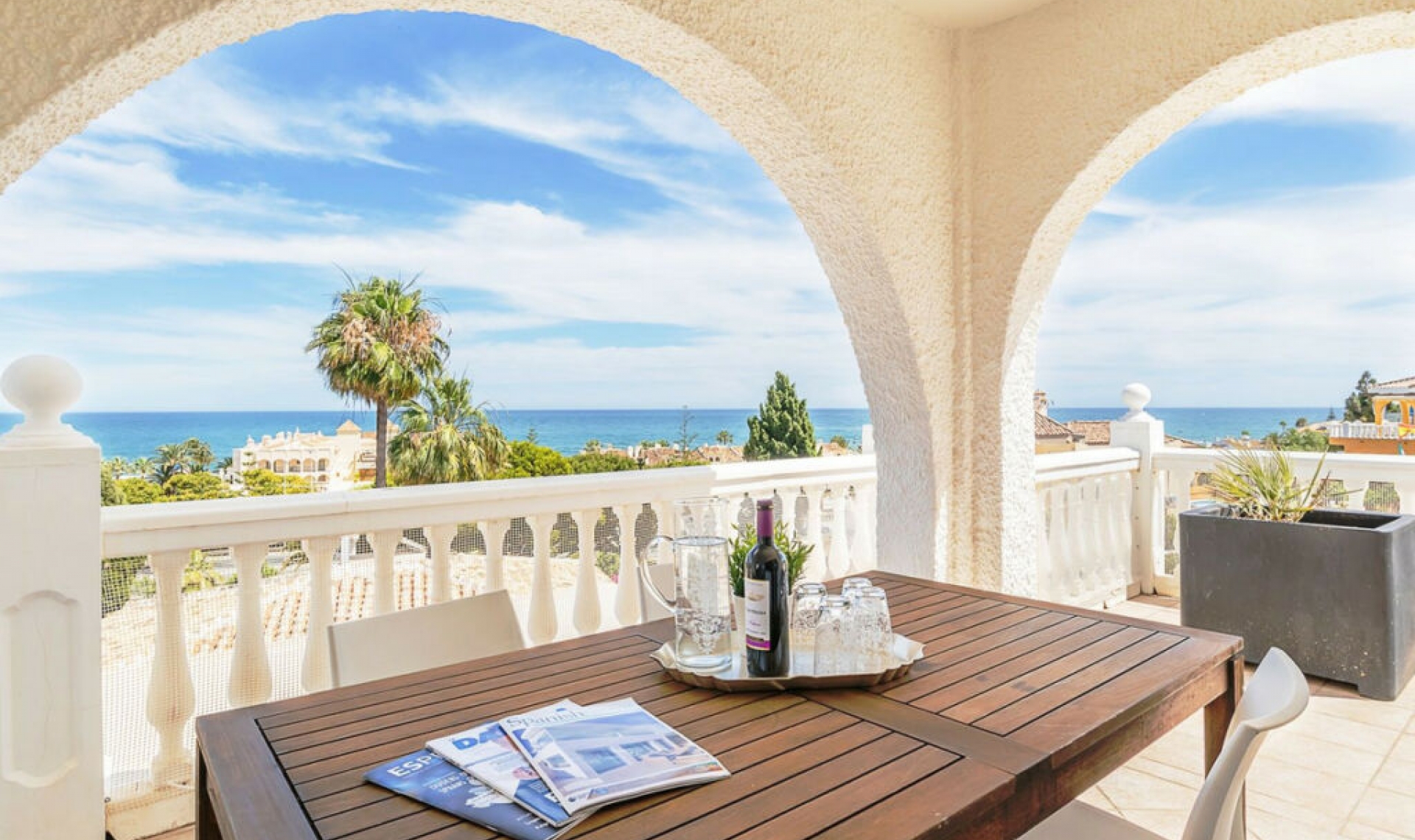 Resale - House -
Torrenueva