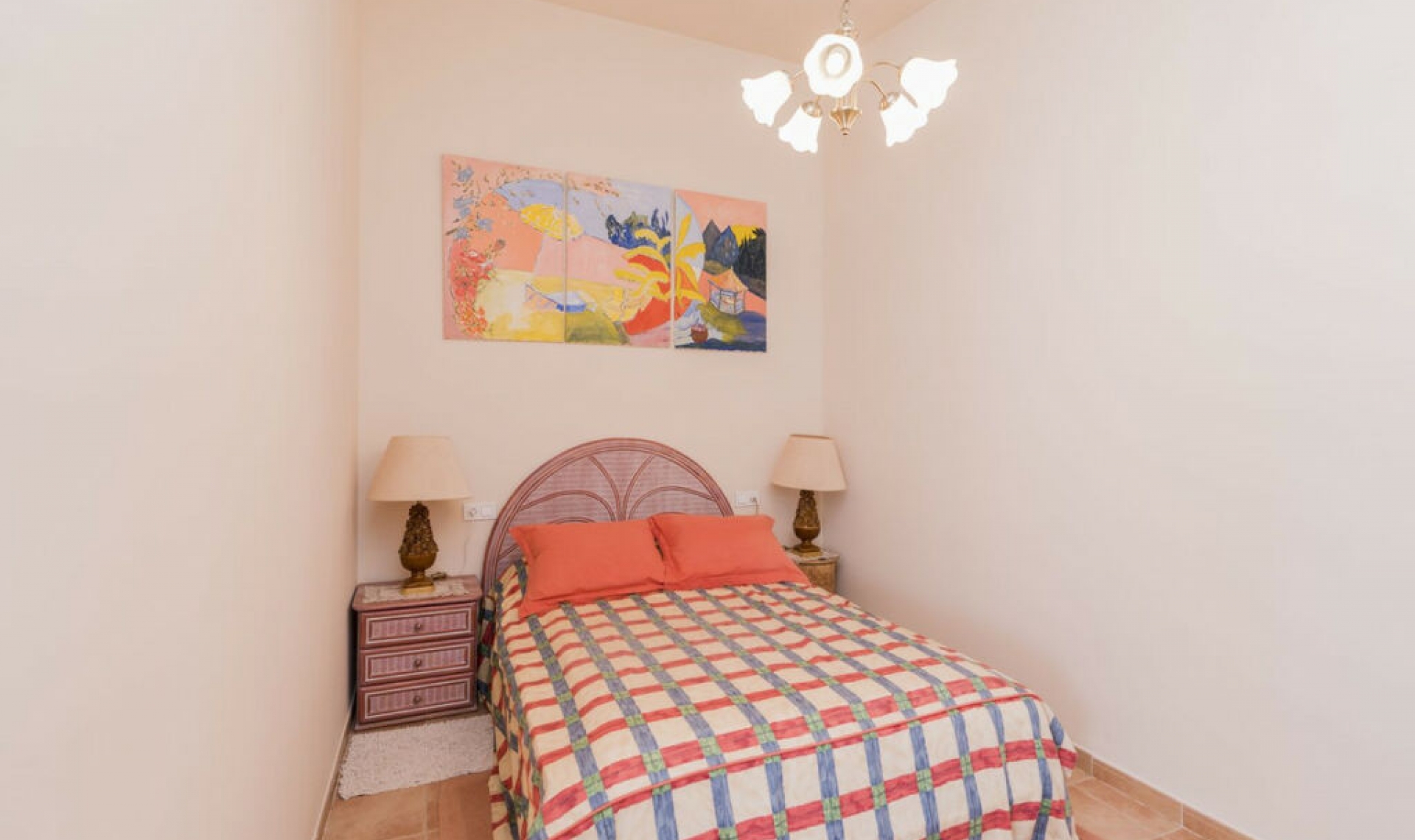 Resale - House -
Torrenueva