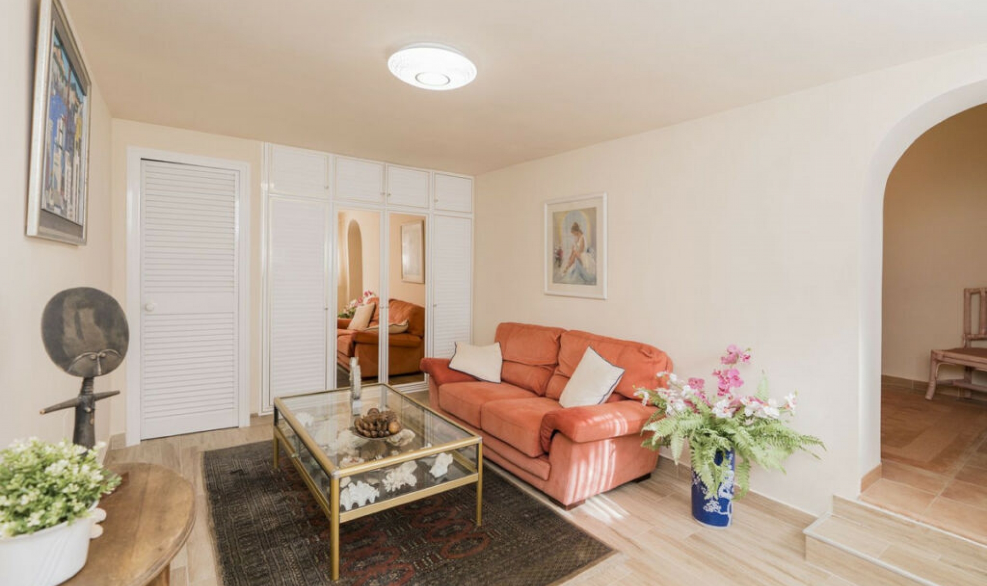 Resale - House -
Torrenueva