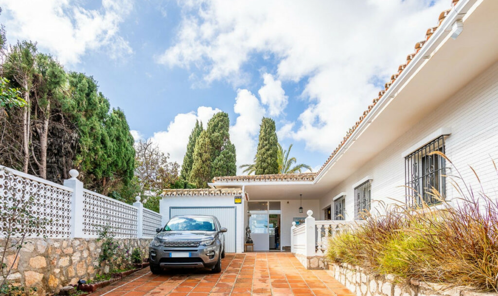 Resale - House -
Torrenueva