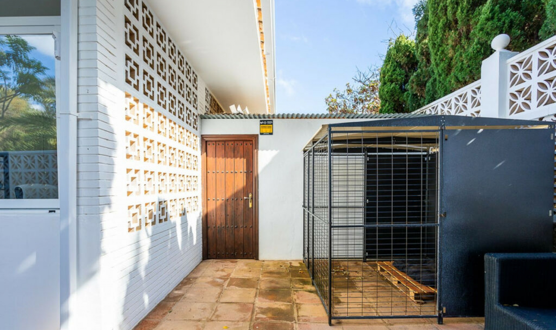 Resale - House -
Torrenueva