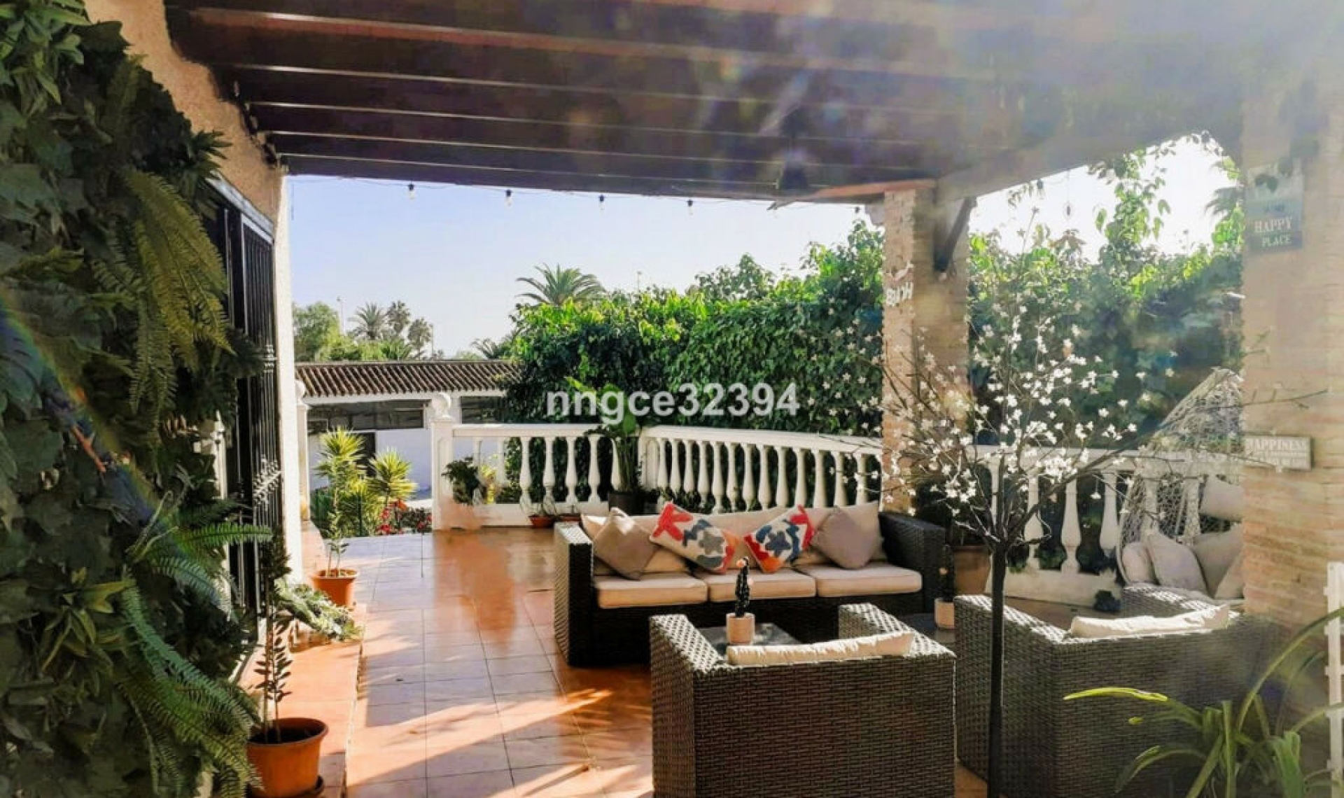 Resale - House -
Torrenueva