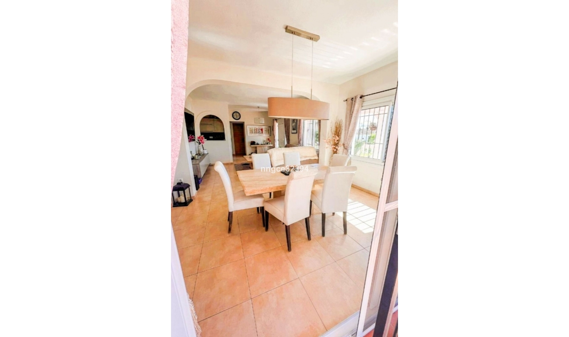 Resale - House -
Torrenueva