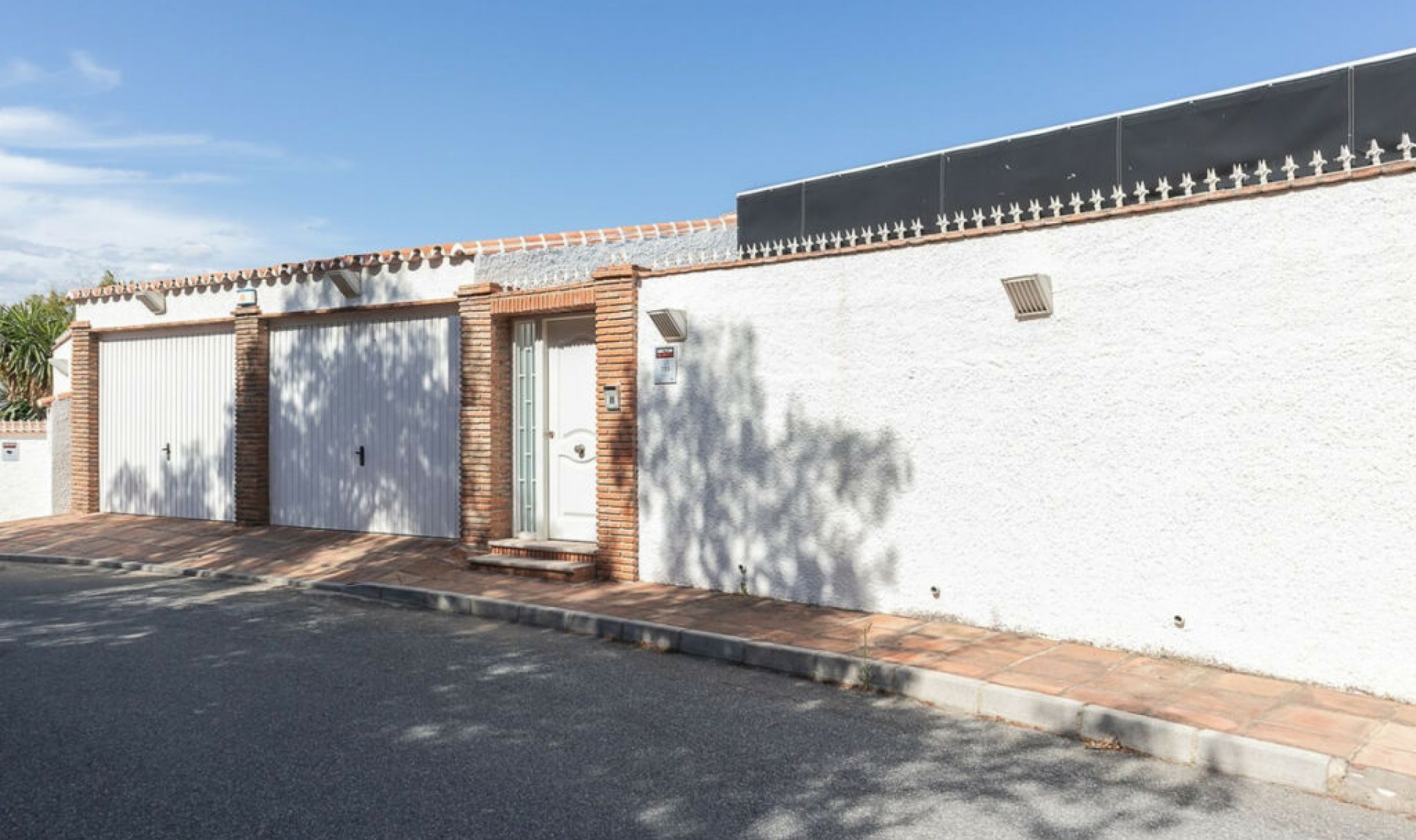 Resale - House -
Torrenueva