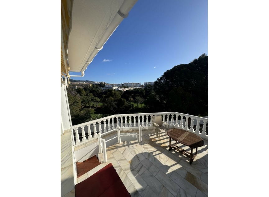 Resale - House -
Torrequebrada