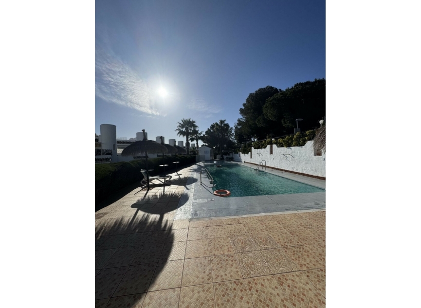Resale - House -
Torrequebrada