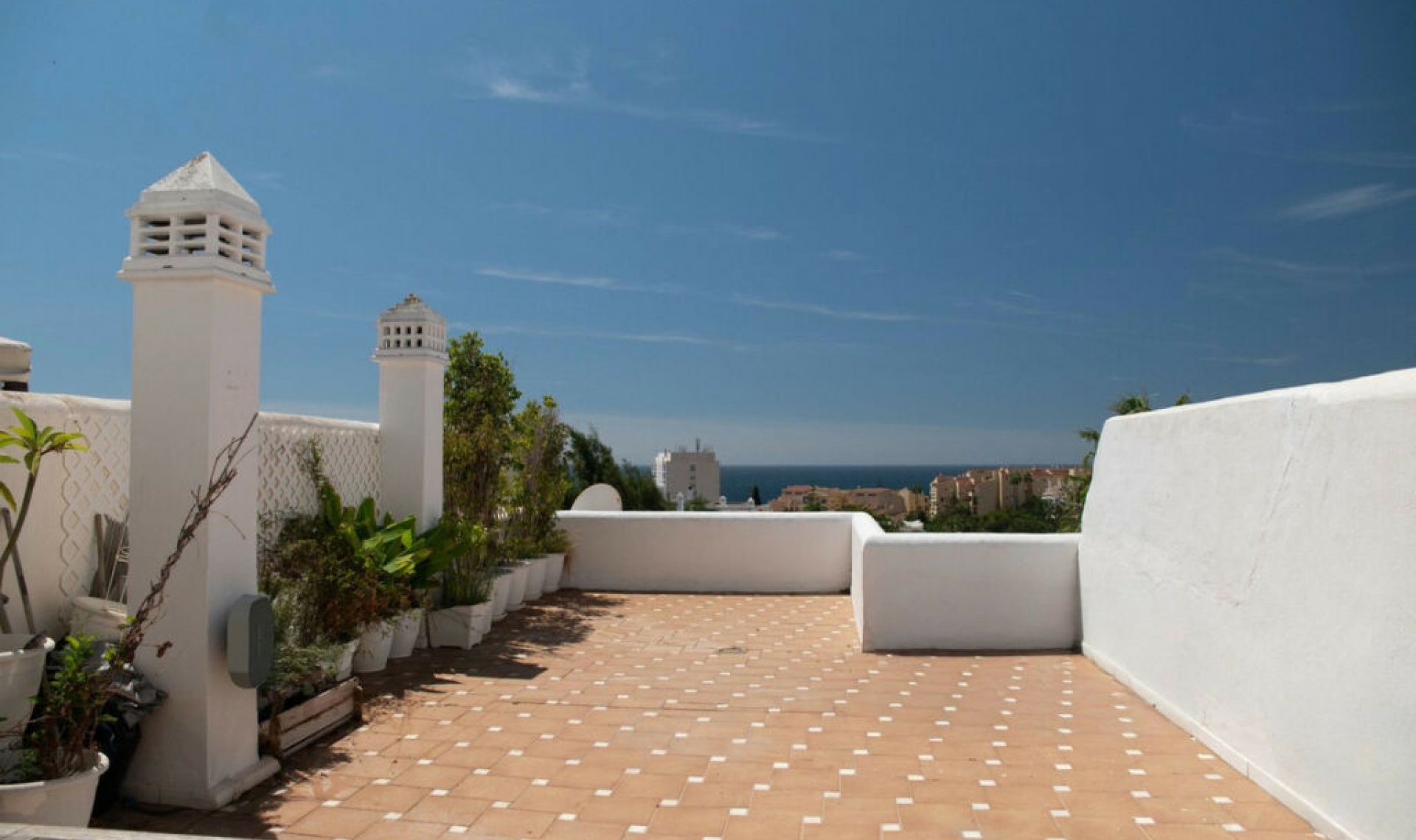 Resale - House -
Torrequebrada