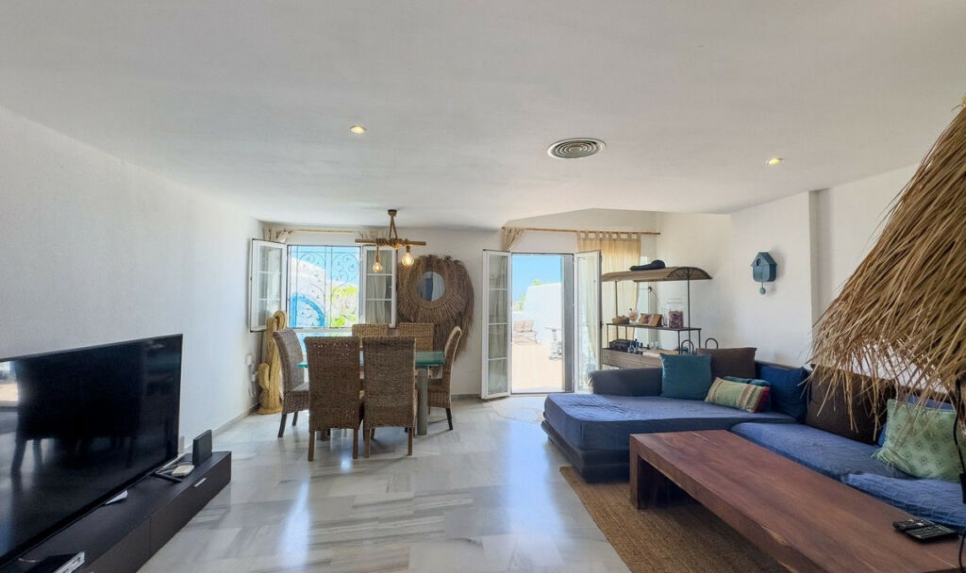 Resale - House -
Torrequebrada