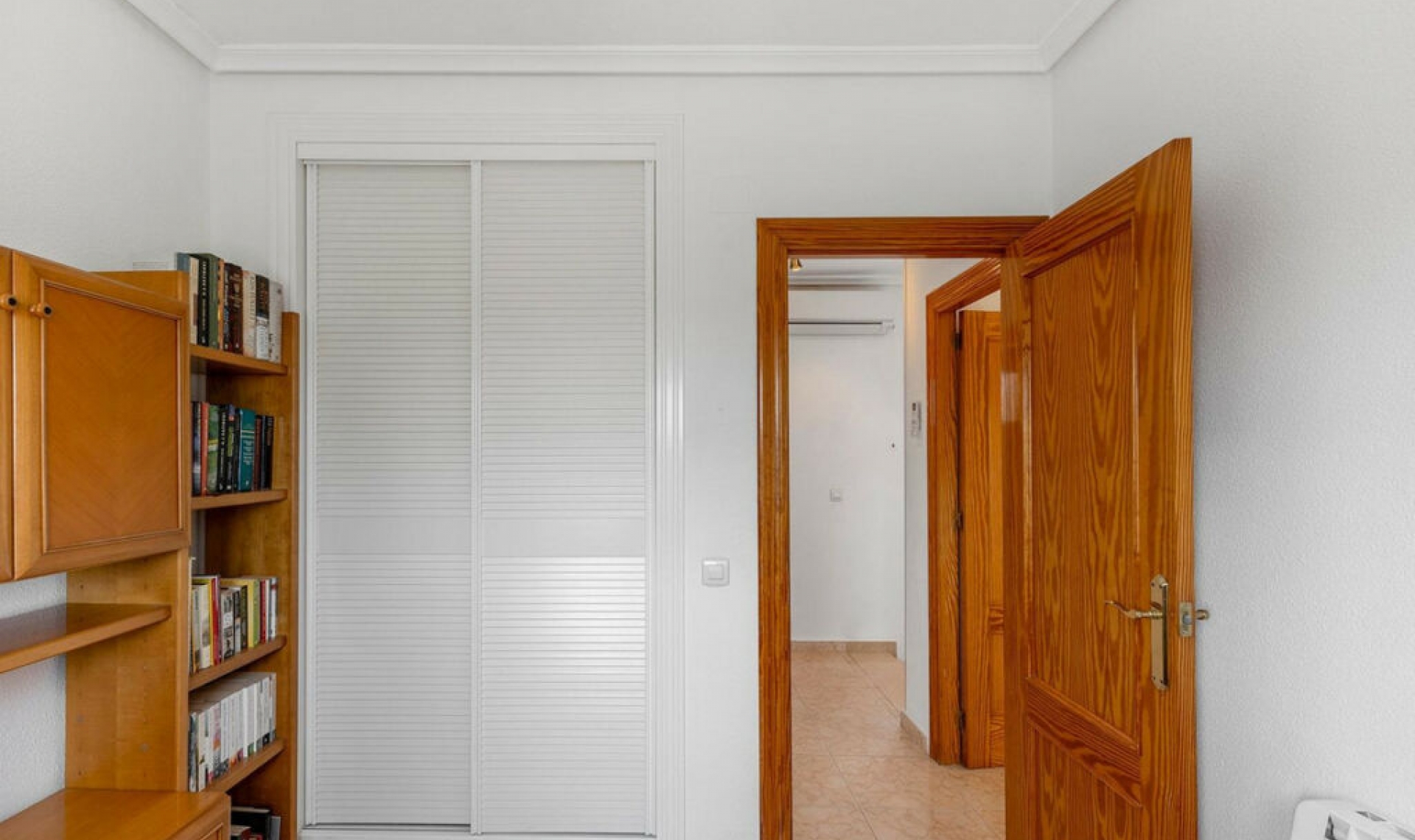 Resale - House -
Torrevieja