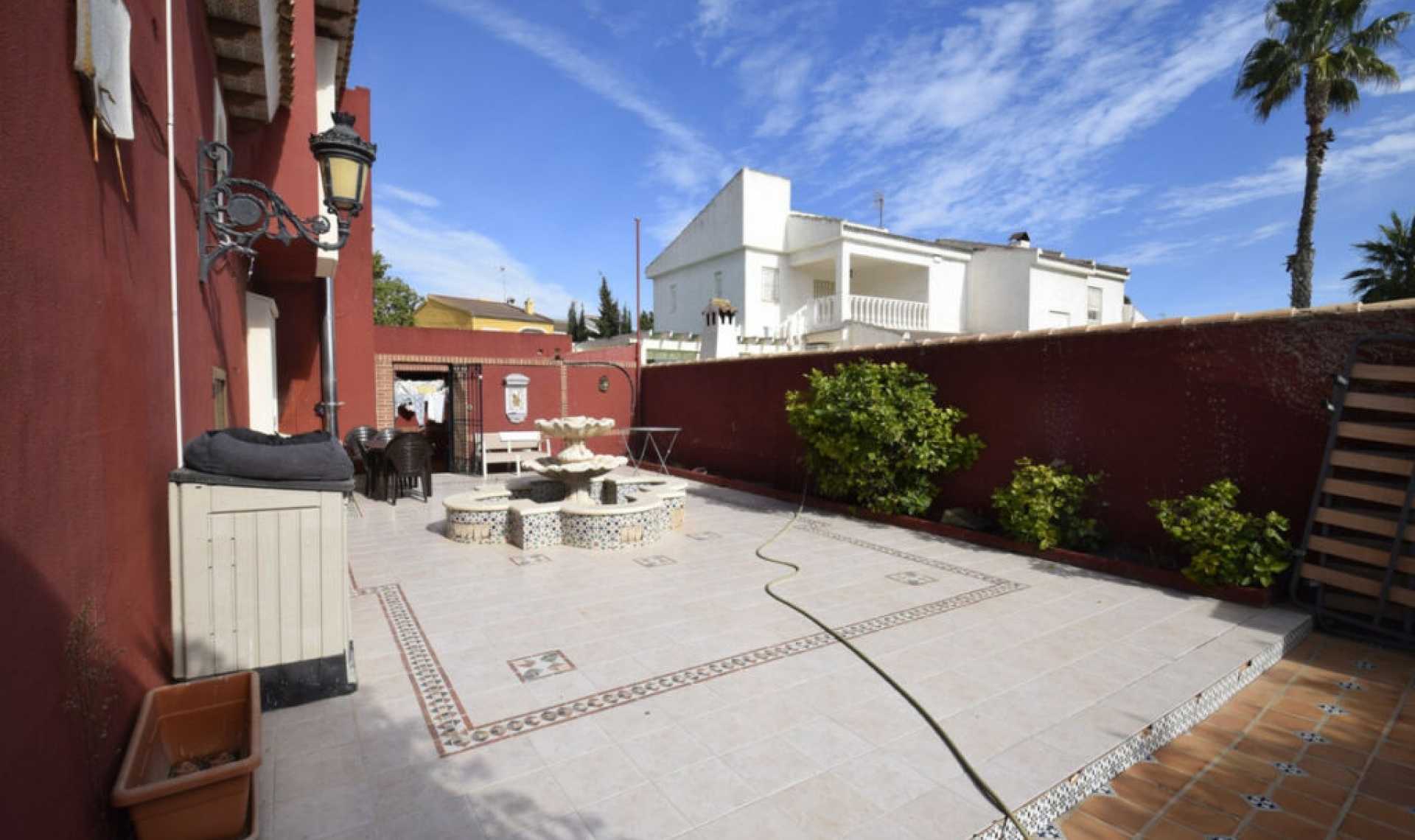 Resale - House -
Torrevieja