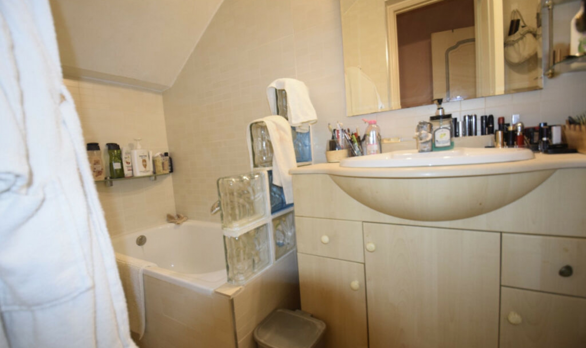 Resale - House -
Torrevieja