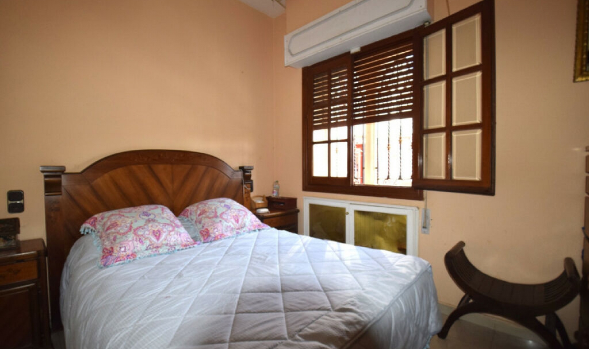 Resale - House -
Torrevieja